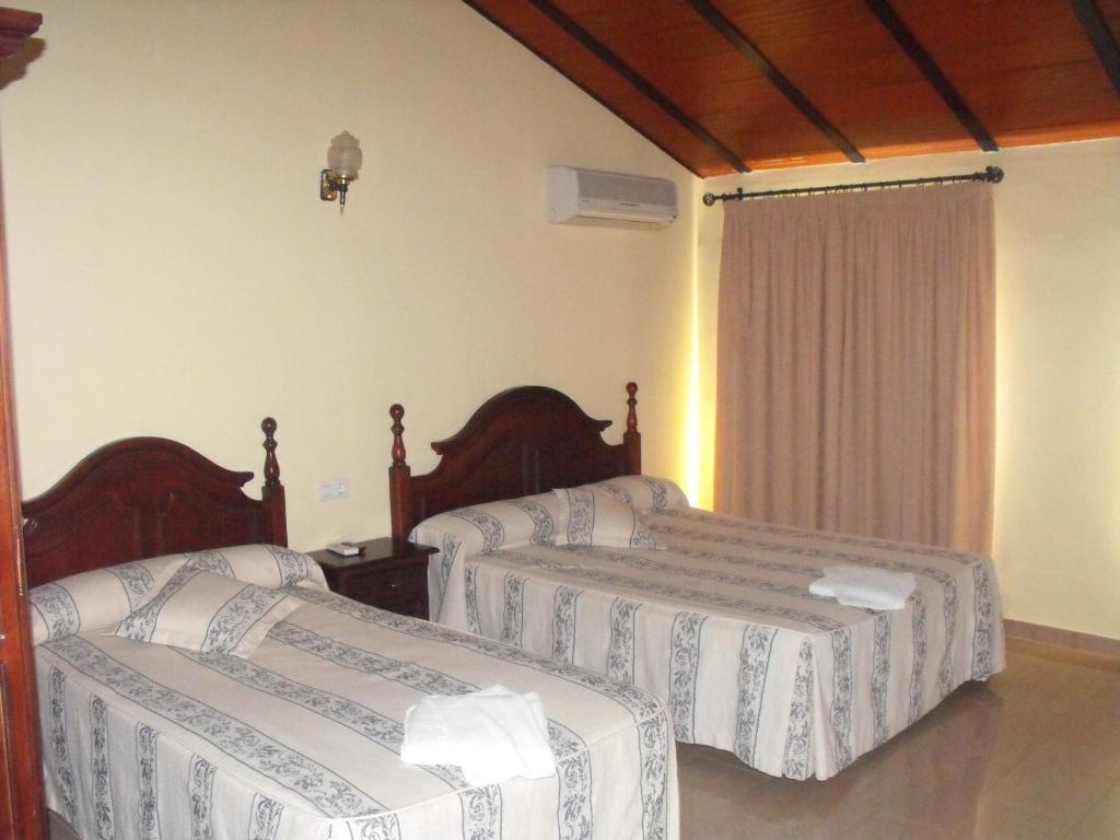 Hostal Nicol'S Hotel Luque Exterior foto